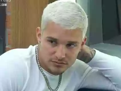 MC Gui se assumiu bi? Conversa com Aline repercute na web