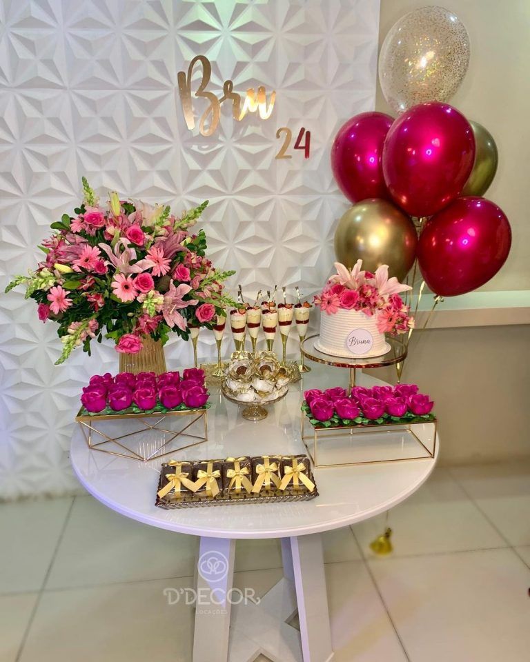 decoração de aniversário simples feminina
