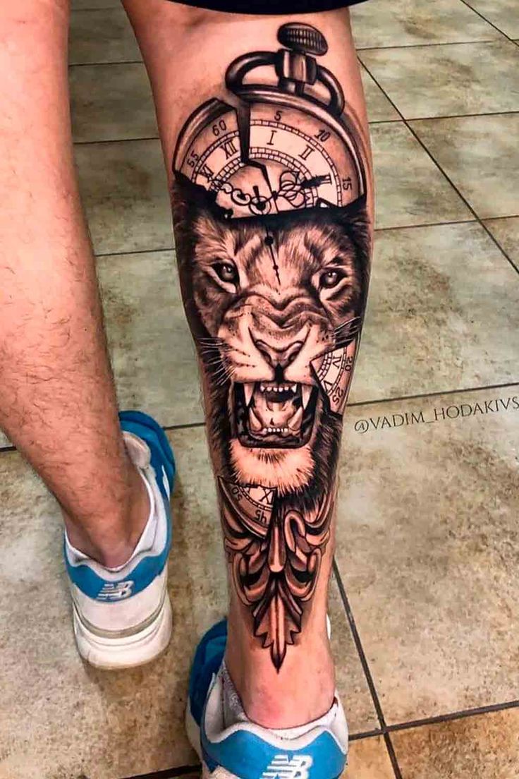 Tatuagens masculinas na panturrilha