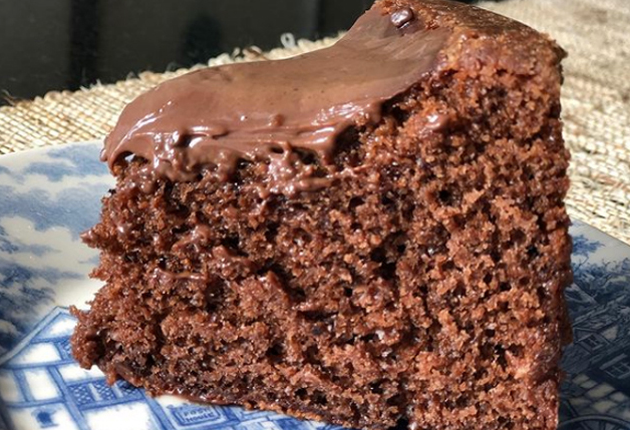 bolo de chocolate fofo