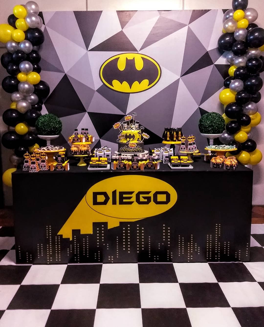 FESTA COM MAMÃE