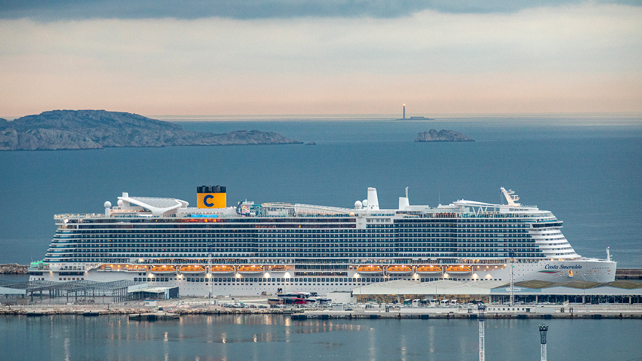 Costa Esmeralda