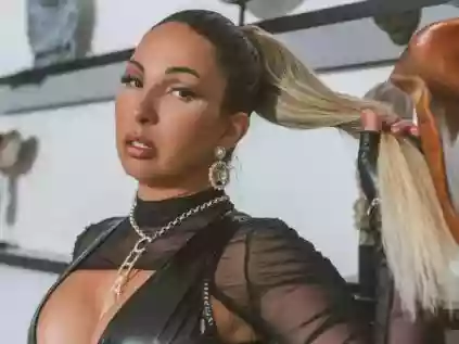 Valesca Popozuda é internada às pressas no Rio de Janeiro
