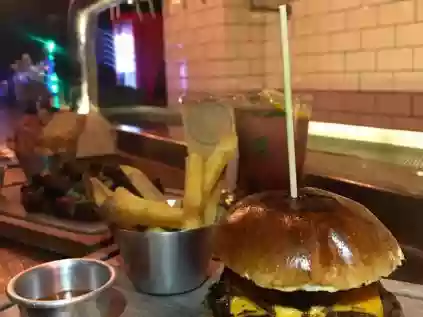 7 hamburguerias para conhecer em Porto Alegre