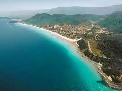 Confira guia completo da Praia de Juquehy, no Litoral Norte de São Paulo
