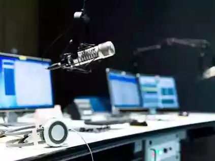 Saiba como ouvir a Alpha FM ao vivo