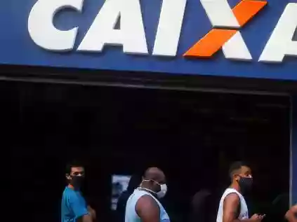 Até que horas a Caixa Econômica fica aberta?