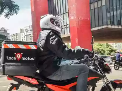 Aluguel de Moto: Uma Alternativa Conveniente para a Mobilidade Urbana