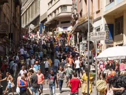 Shopping 25 de Março: O Paraíso das Compras em São Paulo