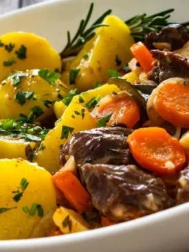 Carne de Panela: O Guia Definitivo para um Prato Desmanchando de Macio