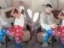 Anitta e Pedro Sampaio dançam funk dentro de avião