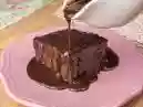 A Calda de Chocolate Perfeita para o Seu Bolo: Uma Receita Simples e Deliciosa